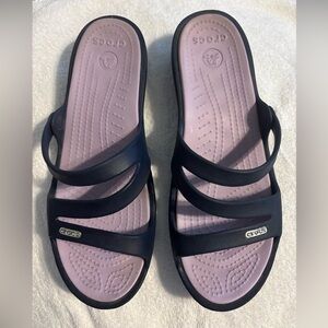 CROCS Women's Navy and Lavender Patricia Sandals